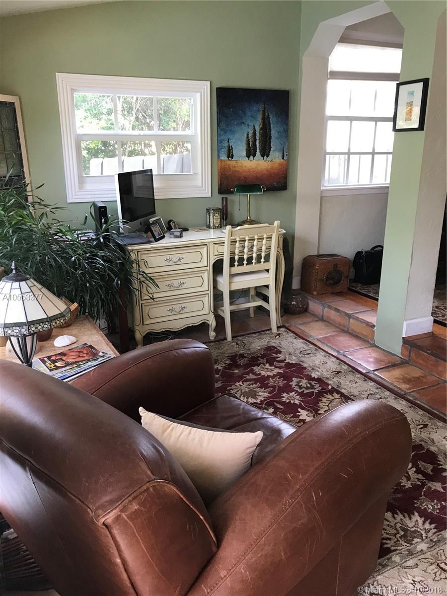 WILTON MANORS UNIT 1 - Residential