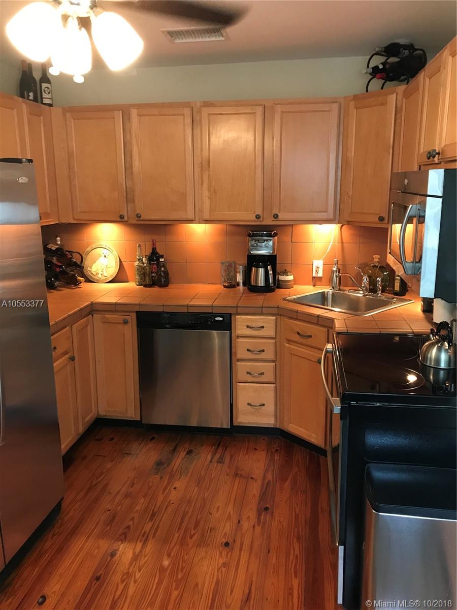 WILTON MANORS UNIT 1 - Residential