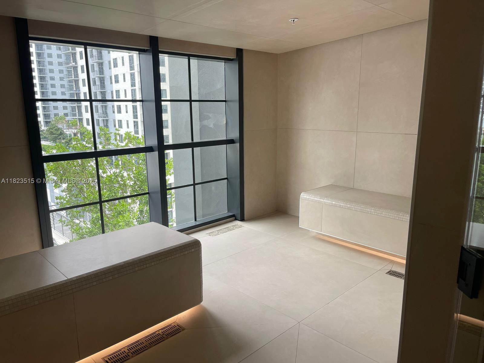 GALE RESIDENCES-NATIIVO - Residential