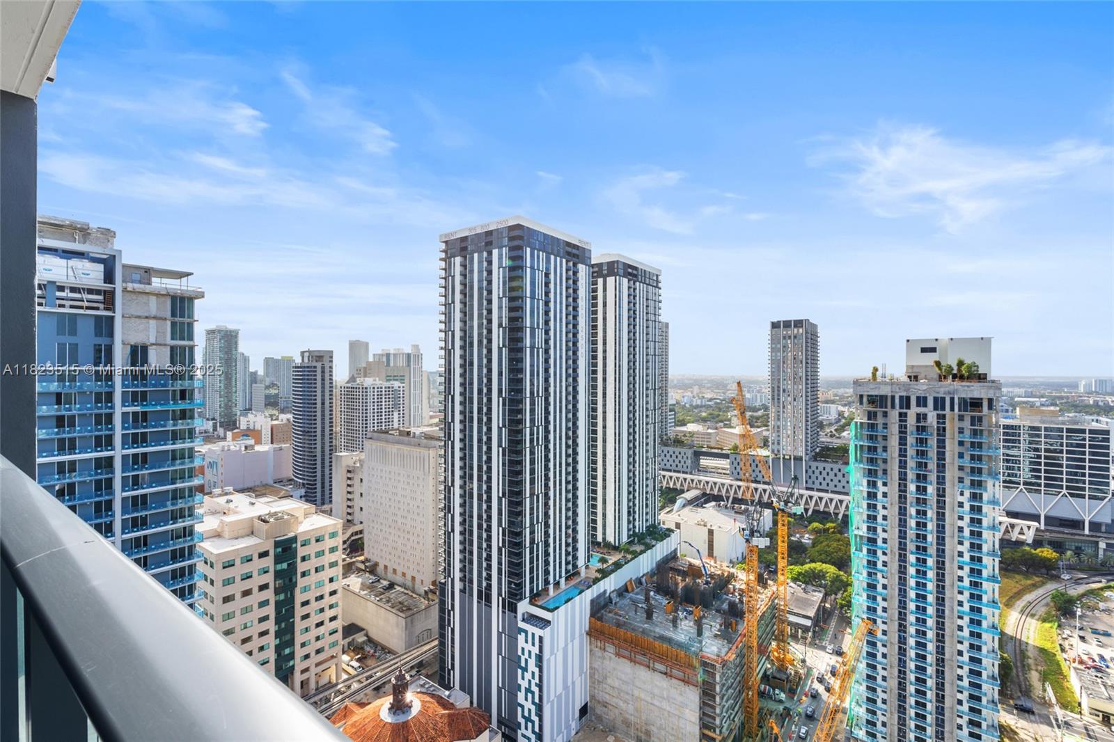 GALE RESIDENCES-NATIIVO - Residential