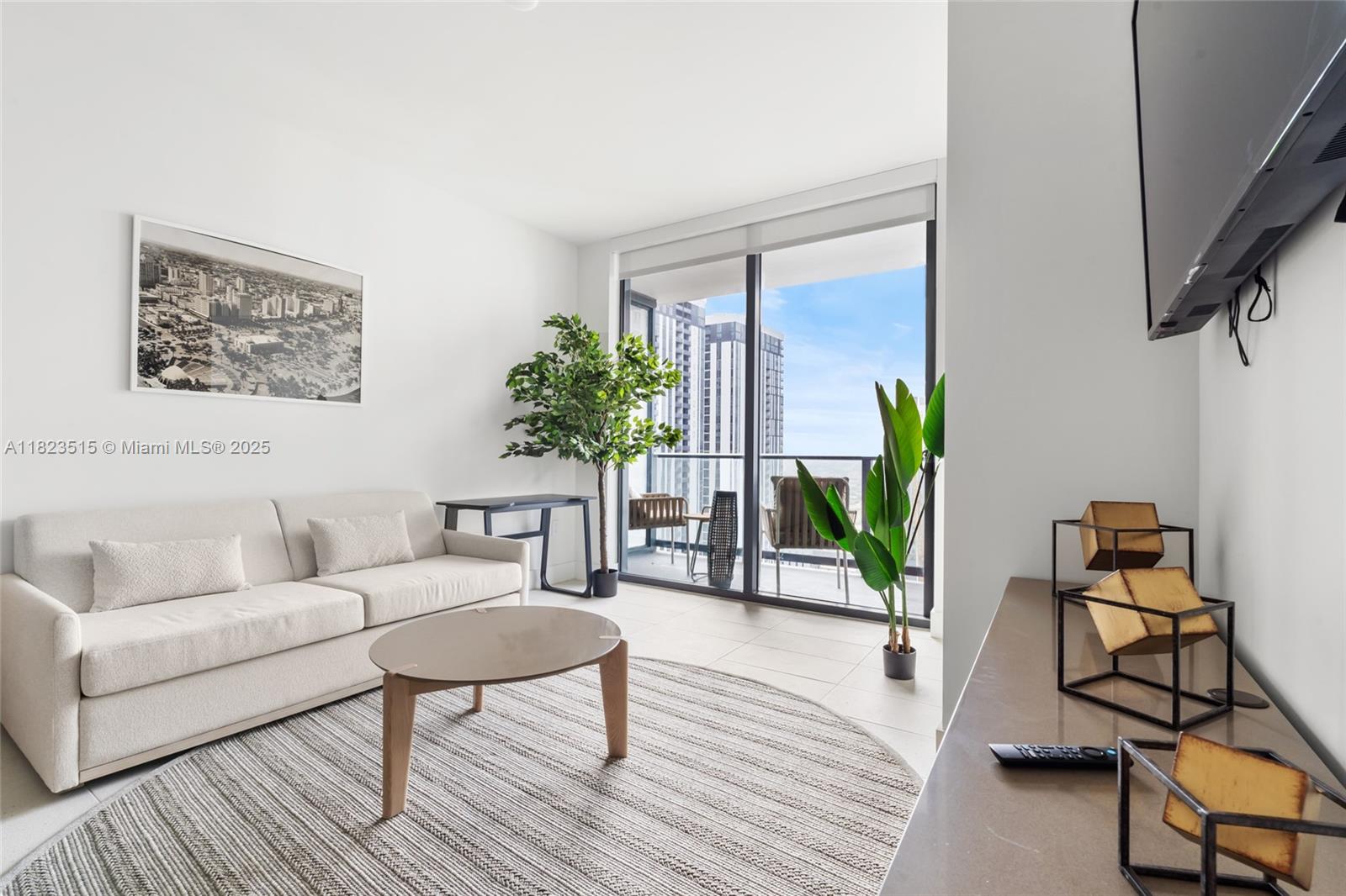 GALE RESIDENCES-NATIIVO - Residential