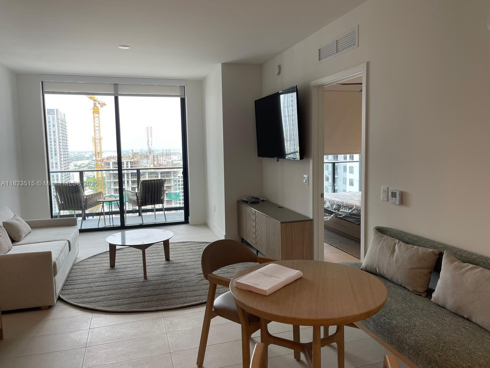 GALE RESIDENCES-NATIIVO - Residential