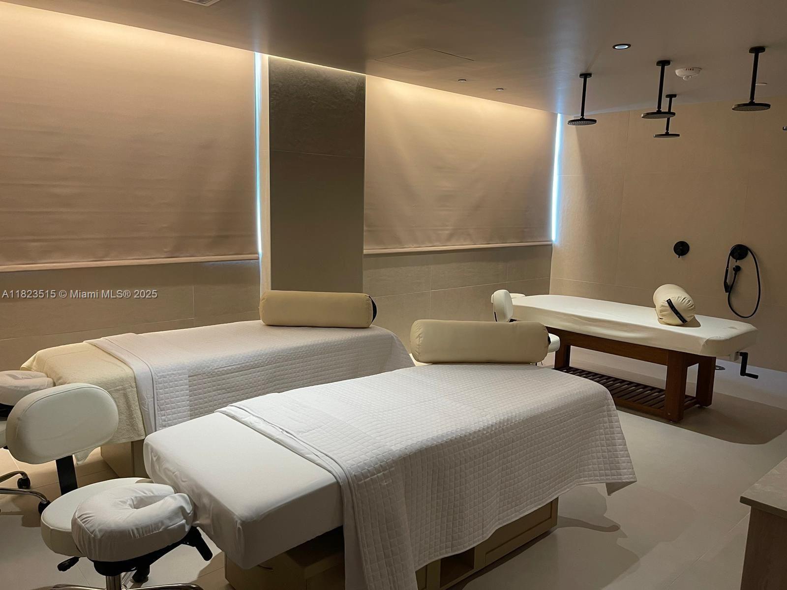 GALE RESIDENCES-NATIIVO - Residential