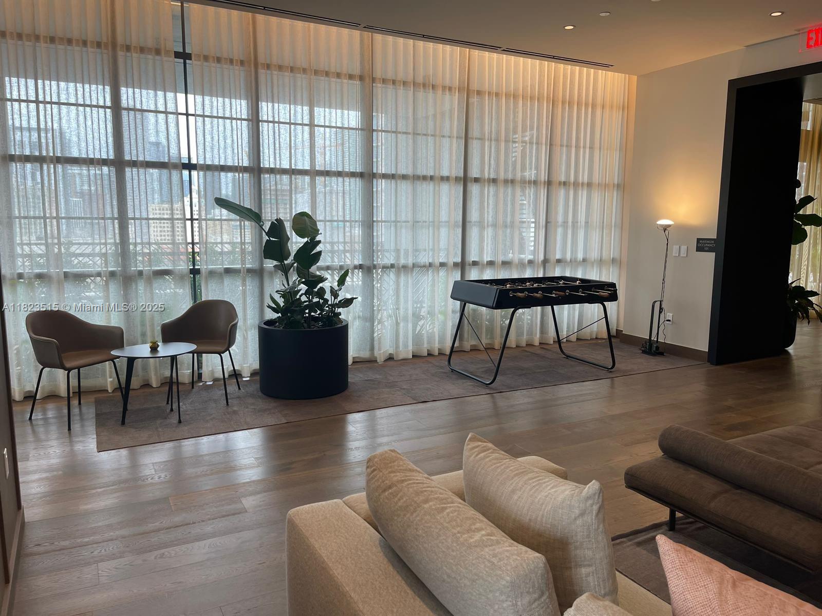 GALE RESIDENCES-NATIIVO - Residential