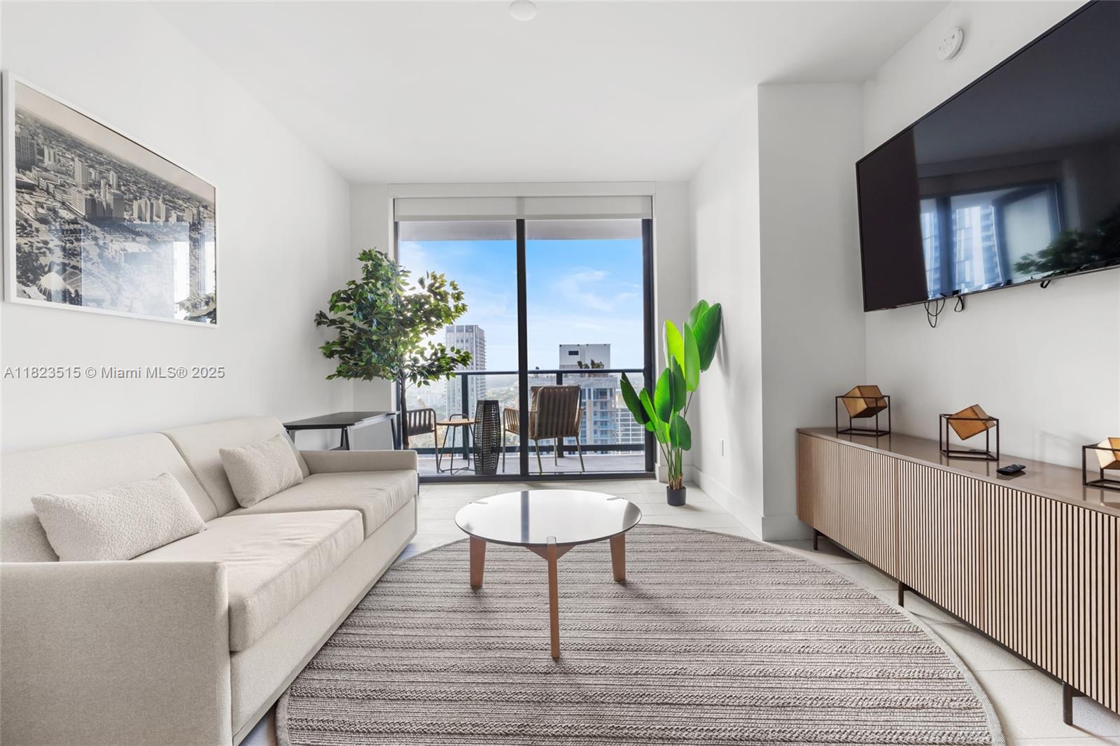 GALE RESIDENCES-NATIIVO - Residential