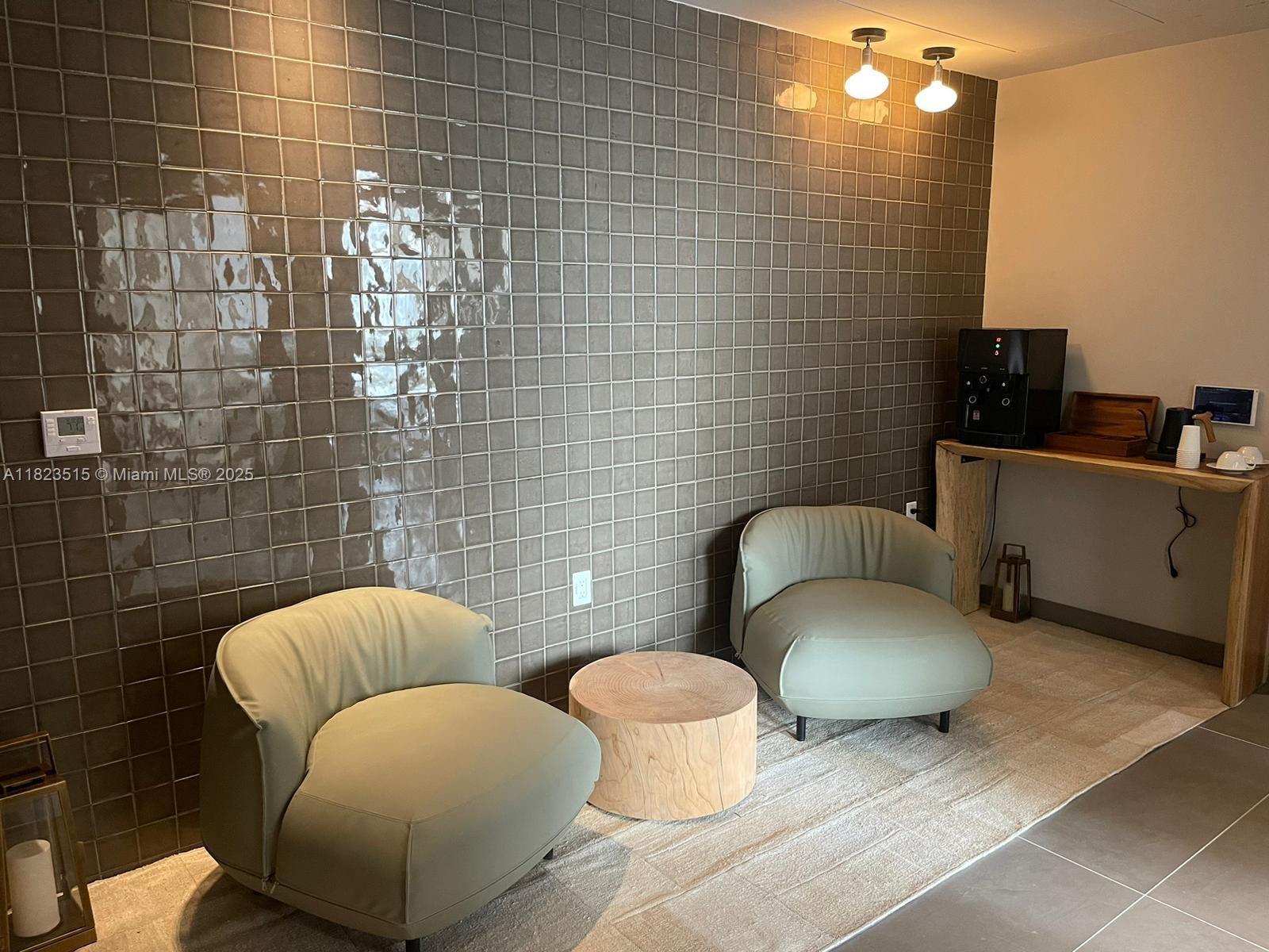 GALE RESIDENCES-NATIIVO - Residential