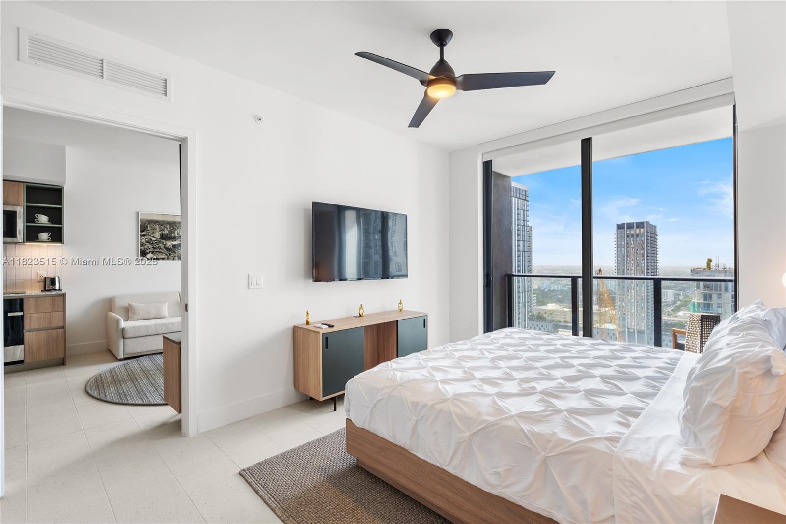 GALE RESIDENCES-NATIIVO - Residential