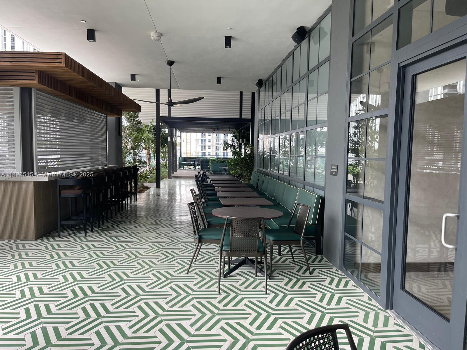 GALE RESIDENCES-NATIIVO - Residential