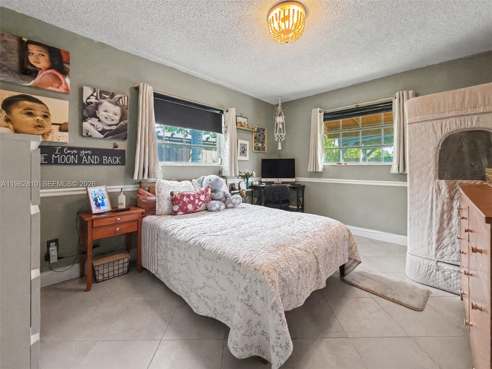 MIAMI LAKES SEC 4 - Residential