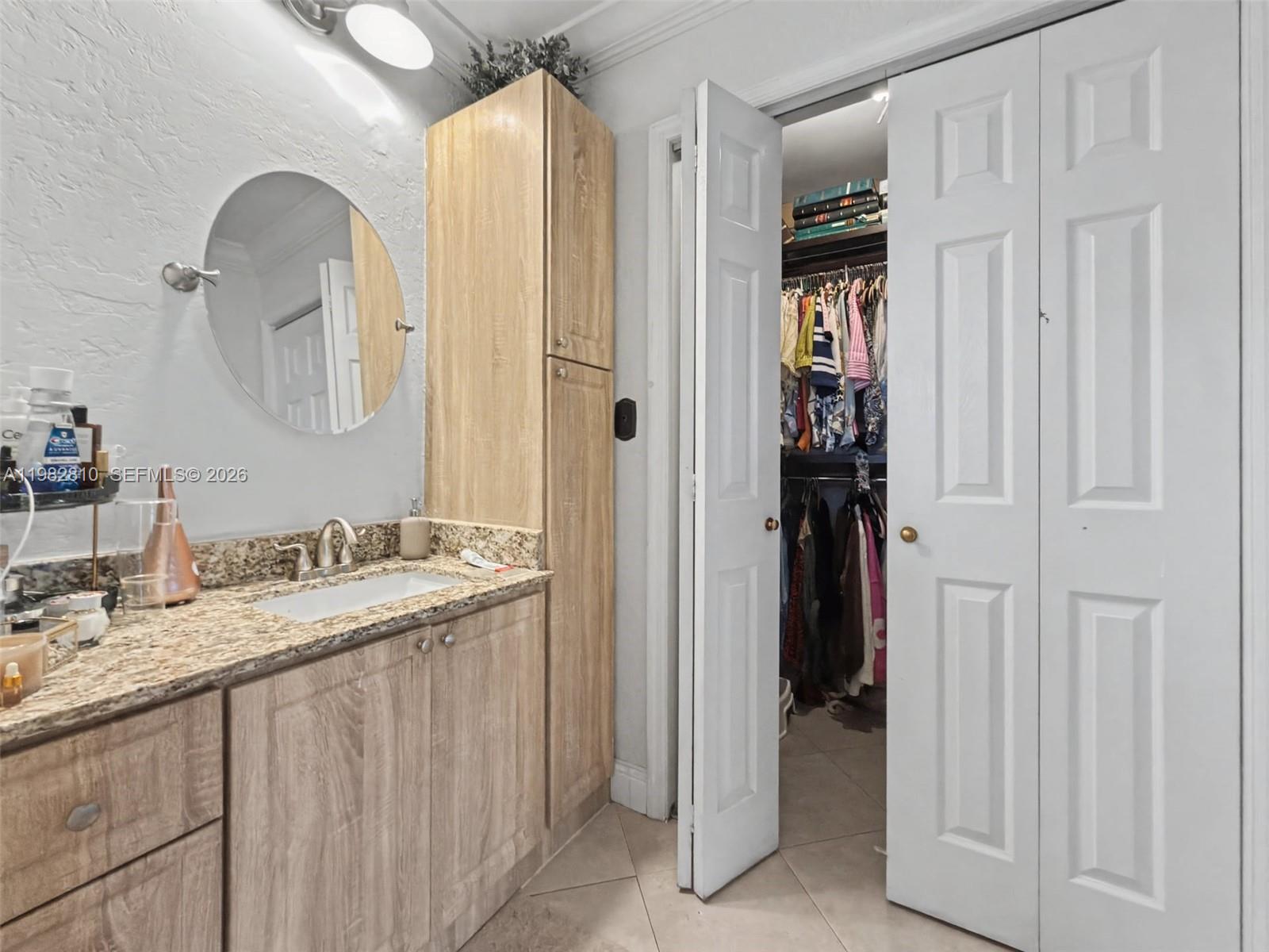 MIAMI LAKES SEC 4 - Residential