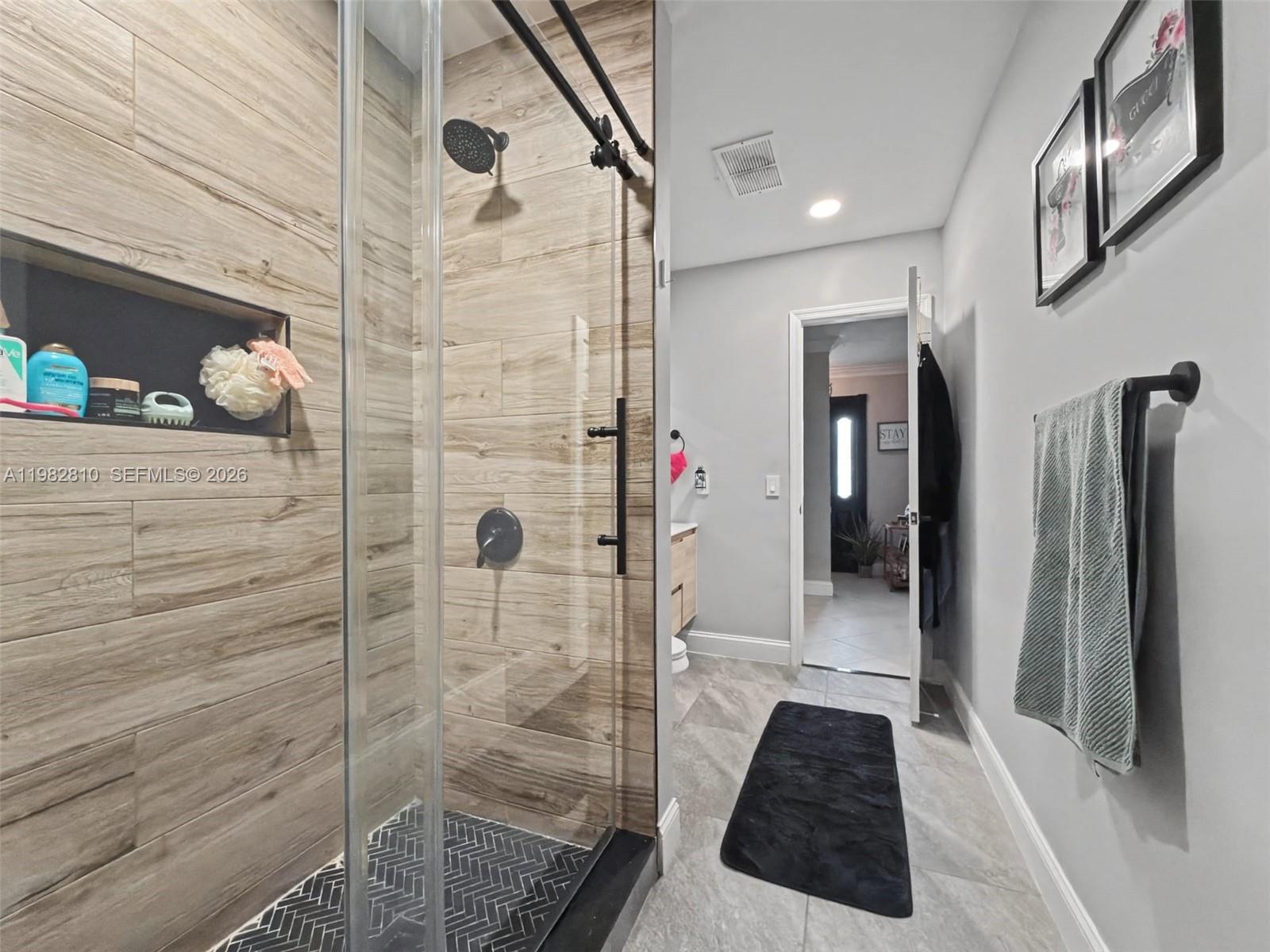 MIAMI LAKES SEC 4 - Residential