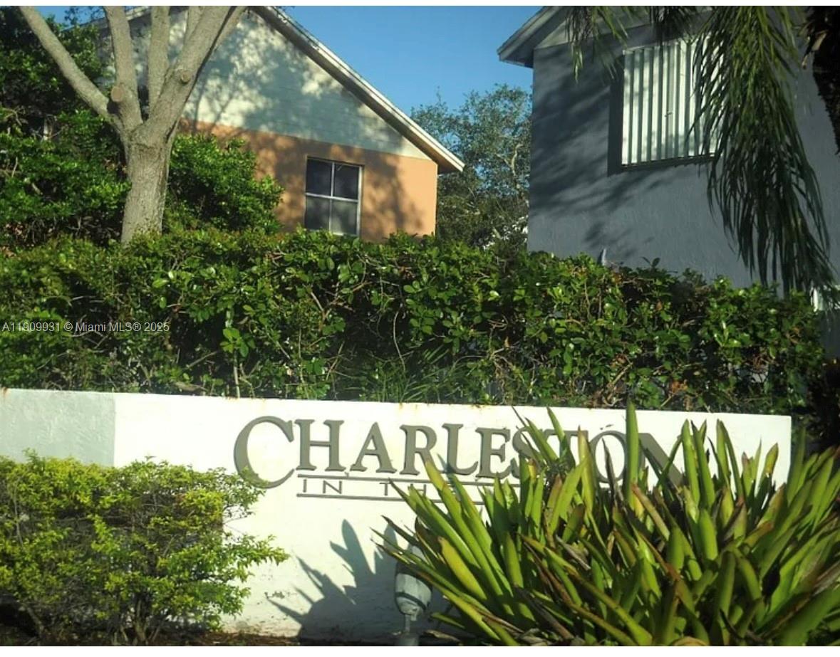 CORAL LAKES - Residential Lease