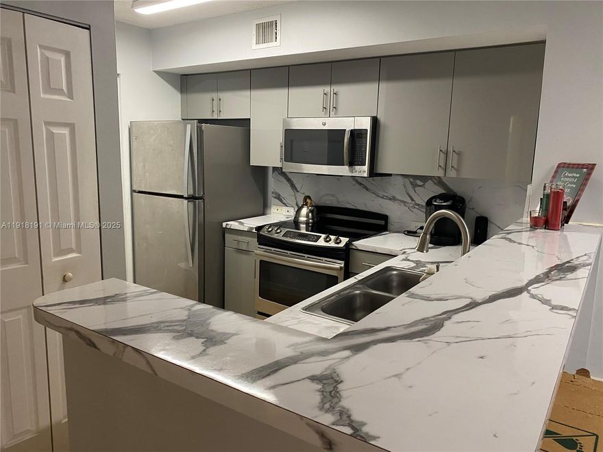 Impeccable unit. 2 Bed. 2 Bath. in Pembroke Pines.

Welcome to this comfortable second-floor condo located in the Devonaire community. The unit offers two spacious bedrooms with a private balcony. Washer and dryer inside the unit. 
Residents can enjoy a range of community amenities, including a pool, clubhouse, fitness center, and more. The location is very convenient, close to schools, shopping centers, major highways, and a variety of restaurants.

Don’t miss this opportunity—come see this condo and make it your new home.