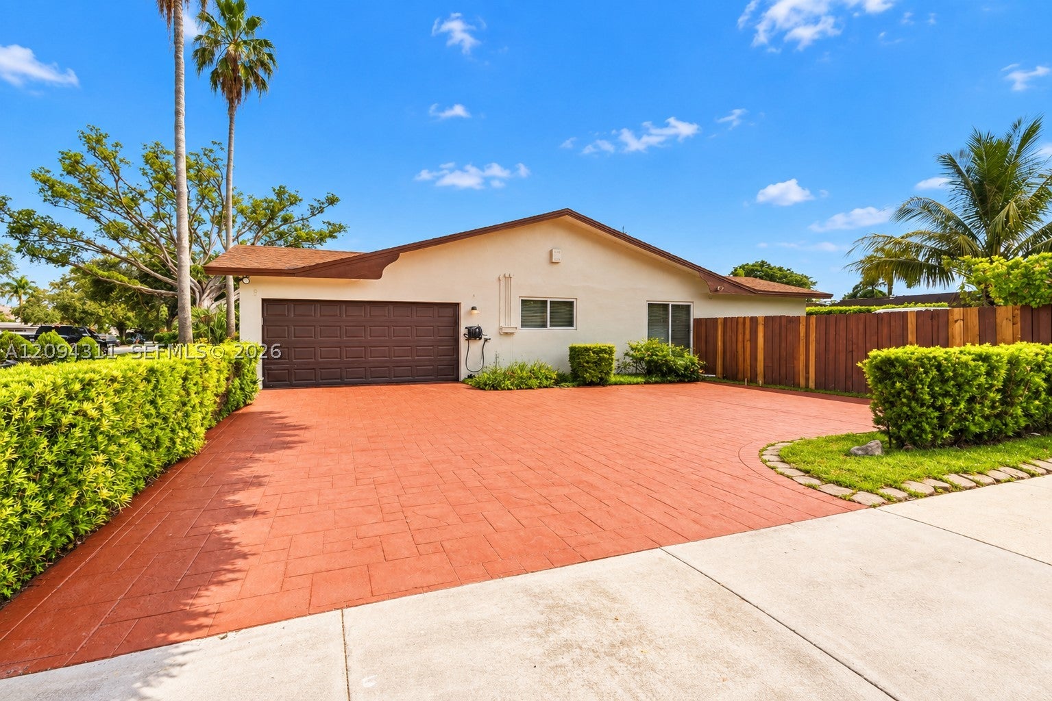 19901 Highland Lakes Blvd