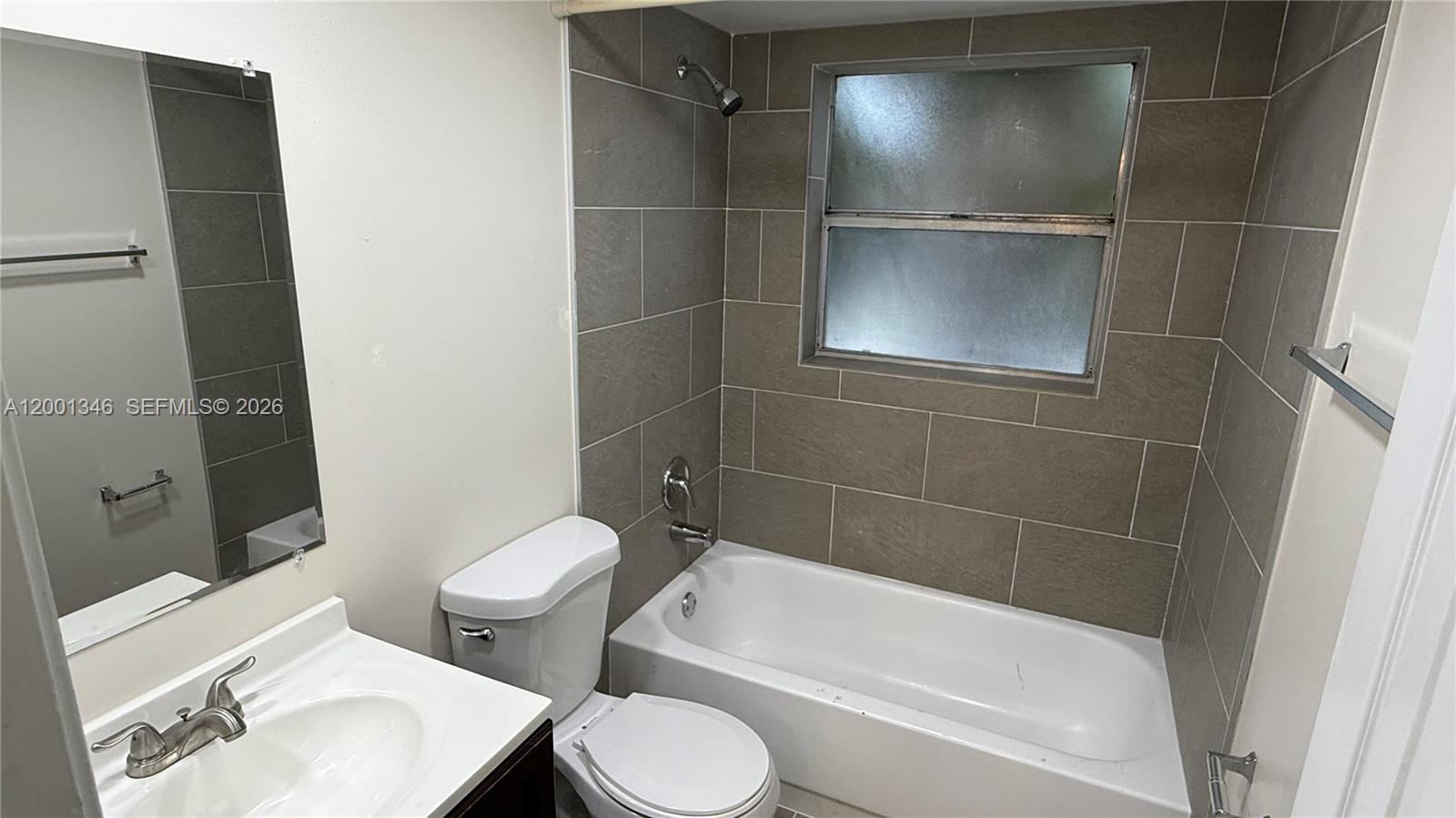 LAKEWOOD VILLAGE - Residential