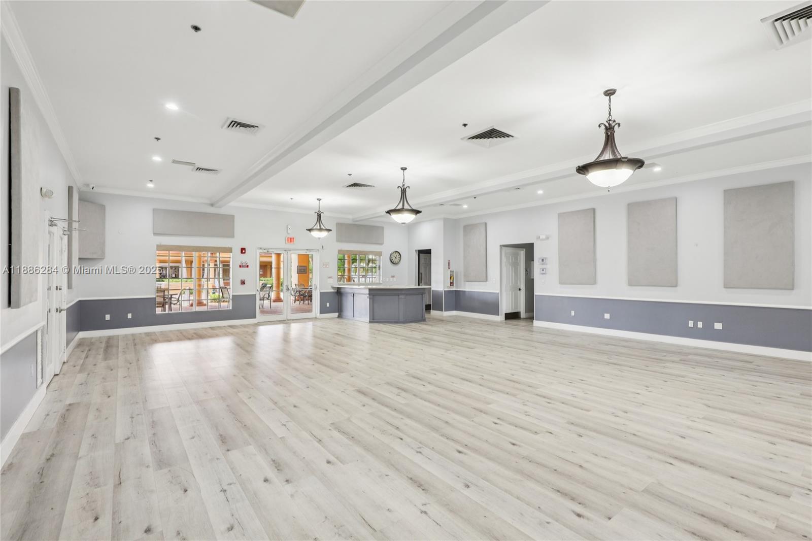 SUNSET LAKES PLAT ONE - Residential