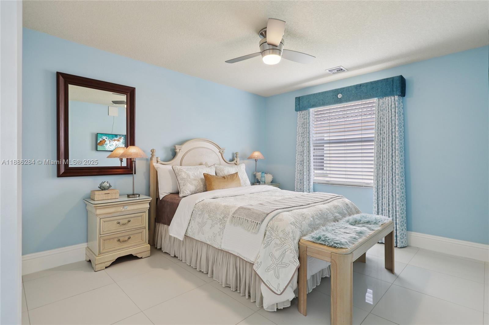 SUNSET LAKES PLAT ONE - Residential