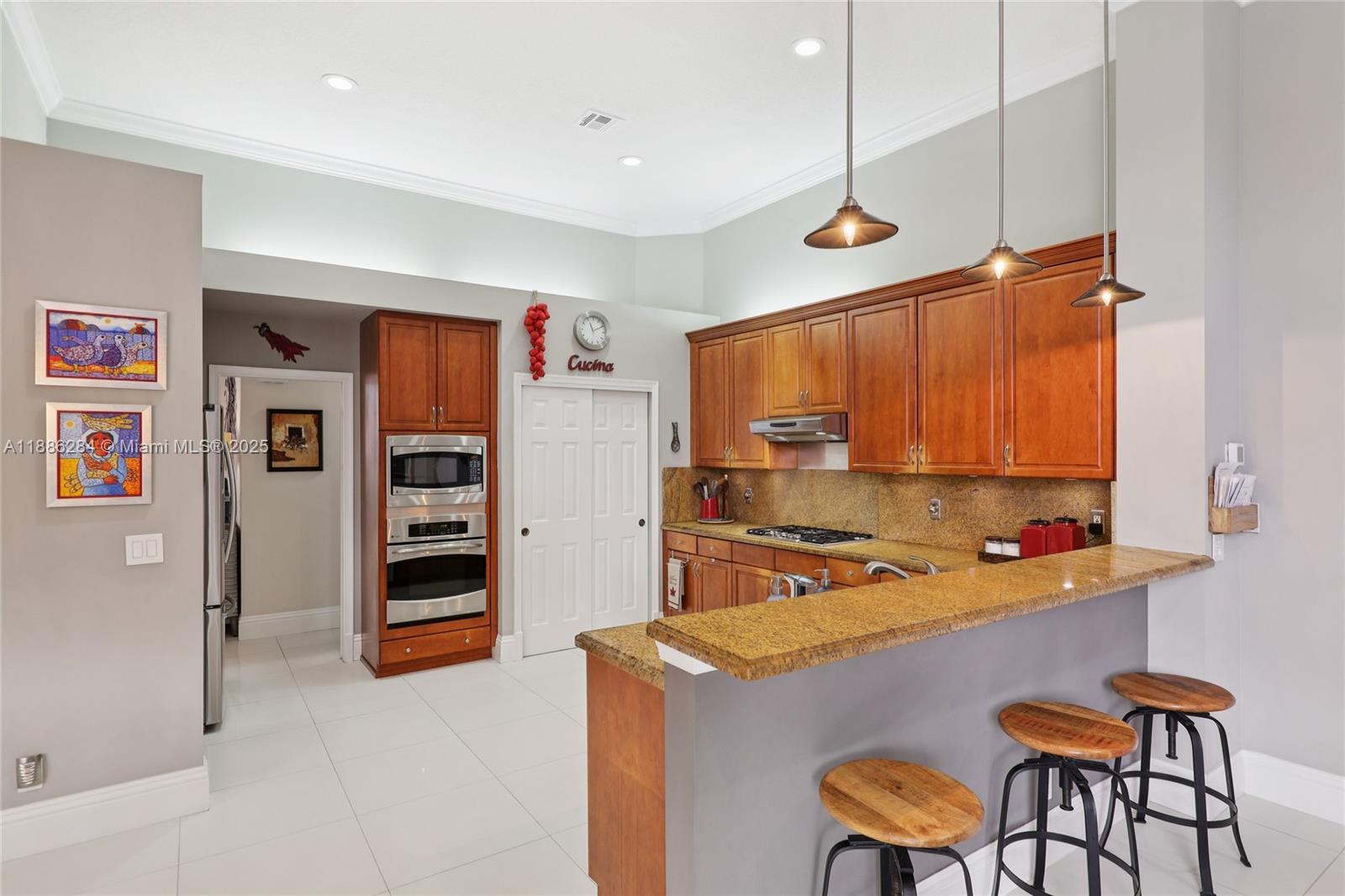 SUNSET LAKES PLAT ONE - Residential