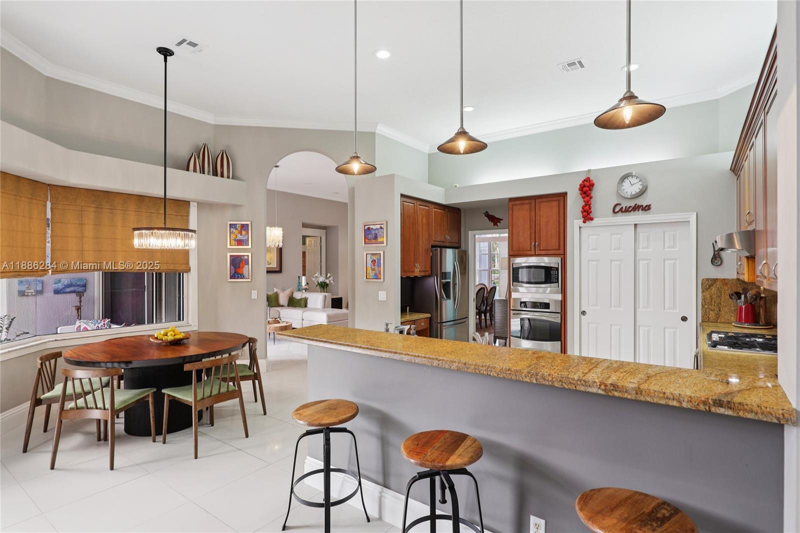 SUNSET LAKES PLAT ONE - Residential