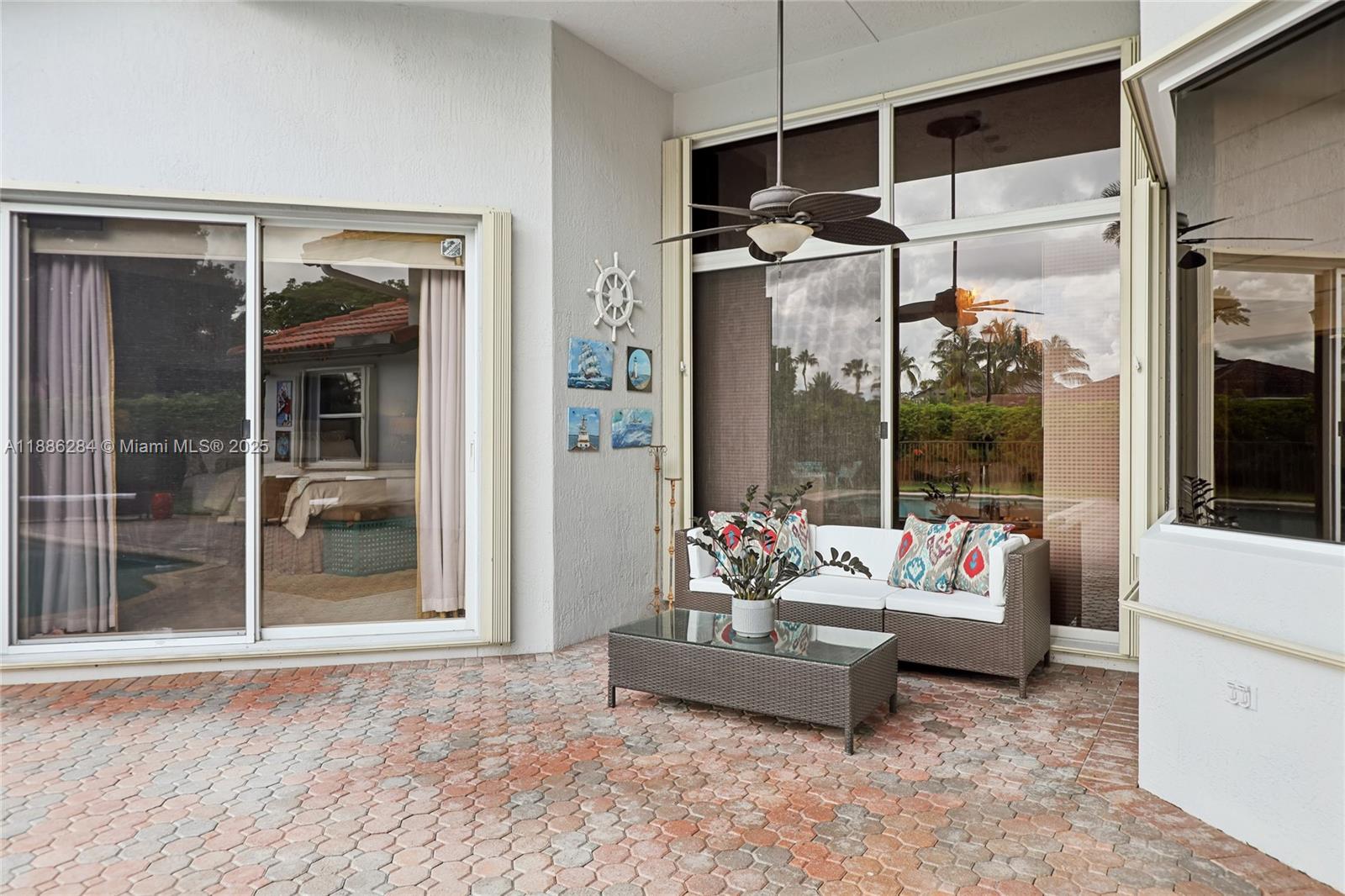 SUNSET LAKES PLAT ONE - Residential