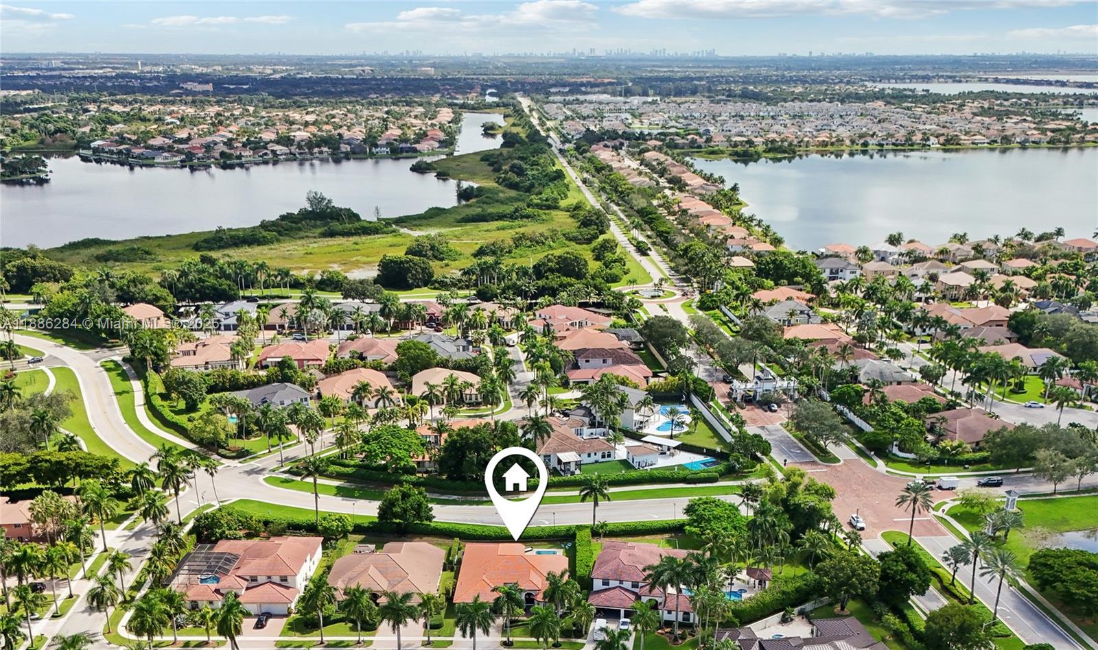 SUNSET LAKES PLAT ONE - Residential