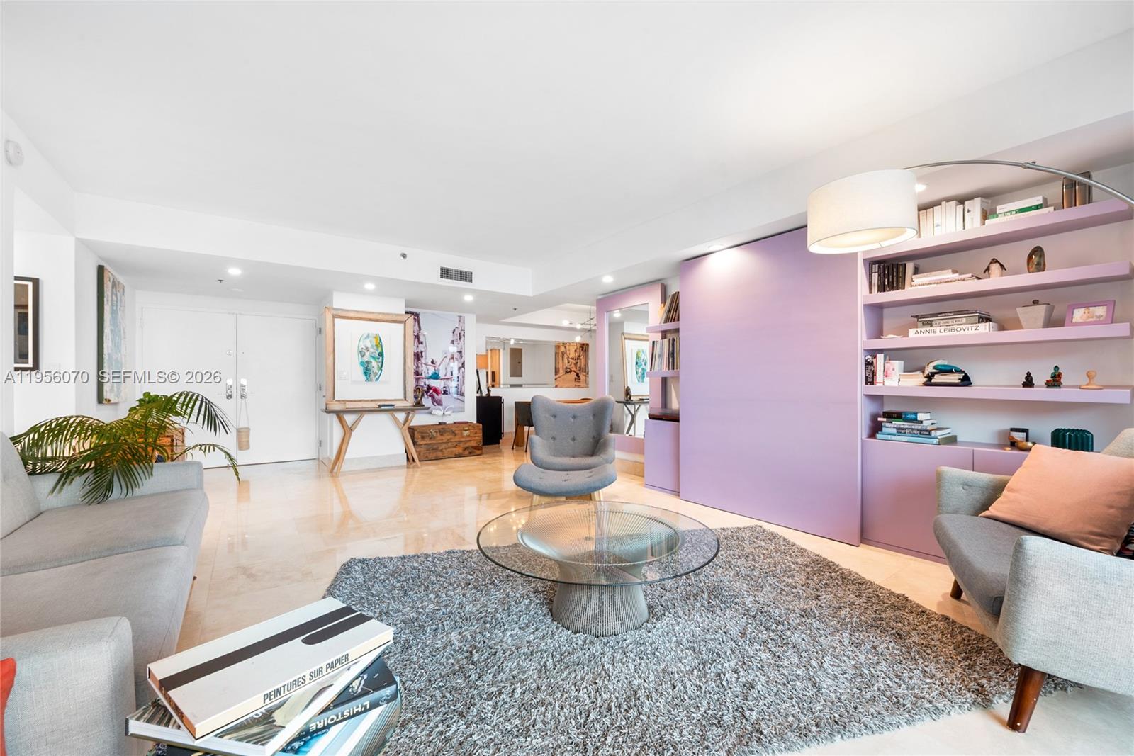 VILLA REGINA CONDO - Residential