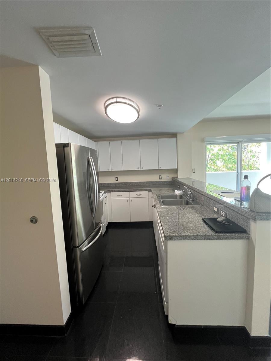 VILLAGGIO IN THE GROVE TO - Residential Lease