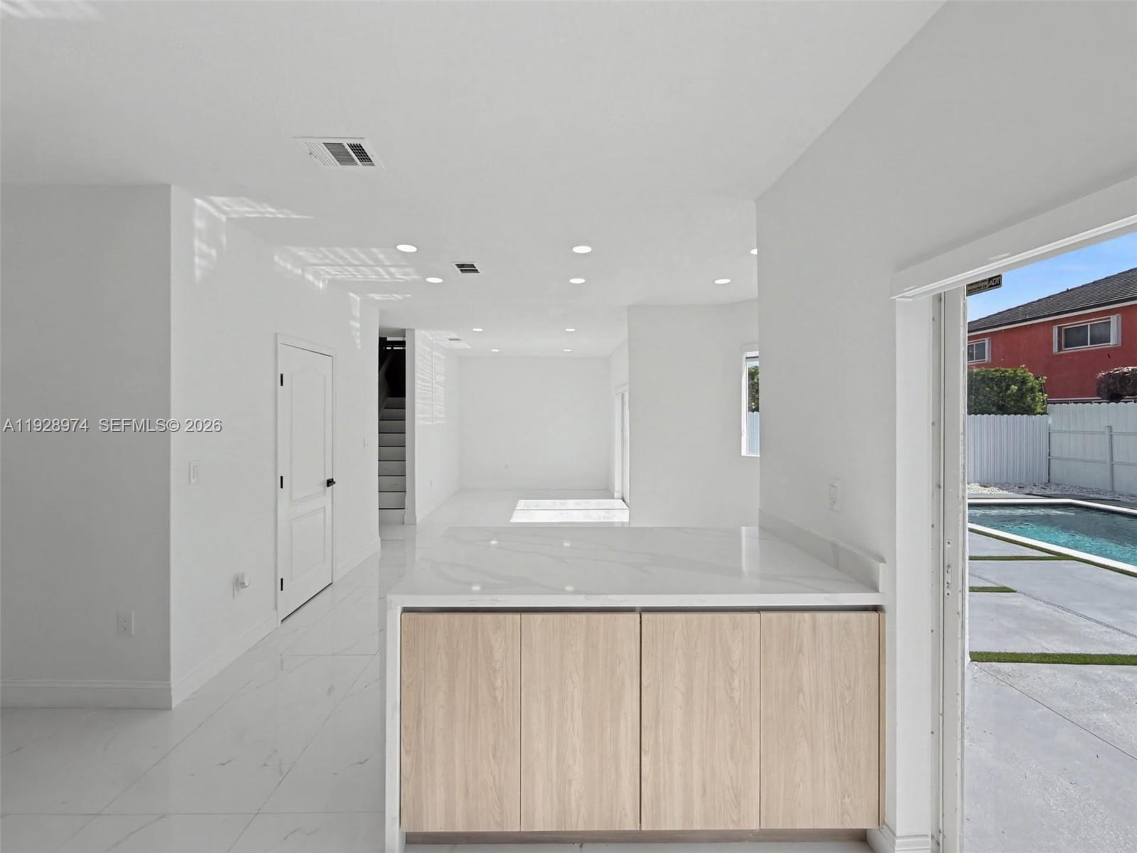 KAYLA S PLACE - Residential