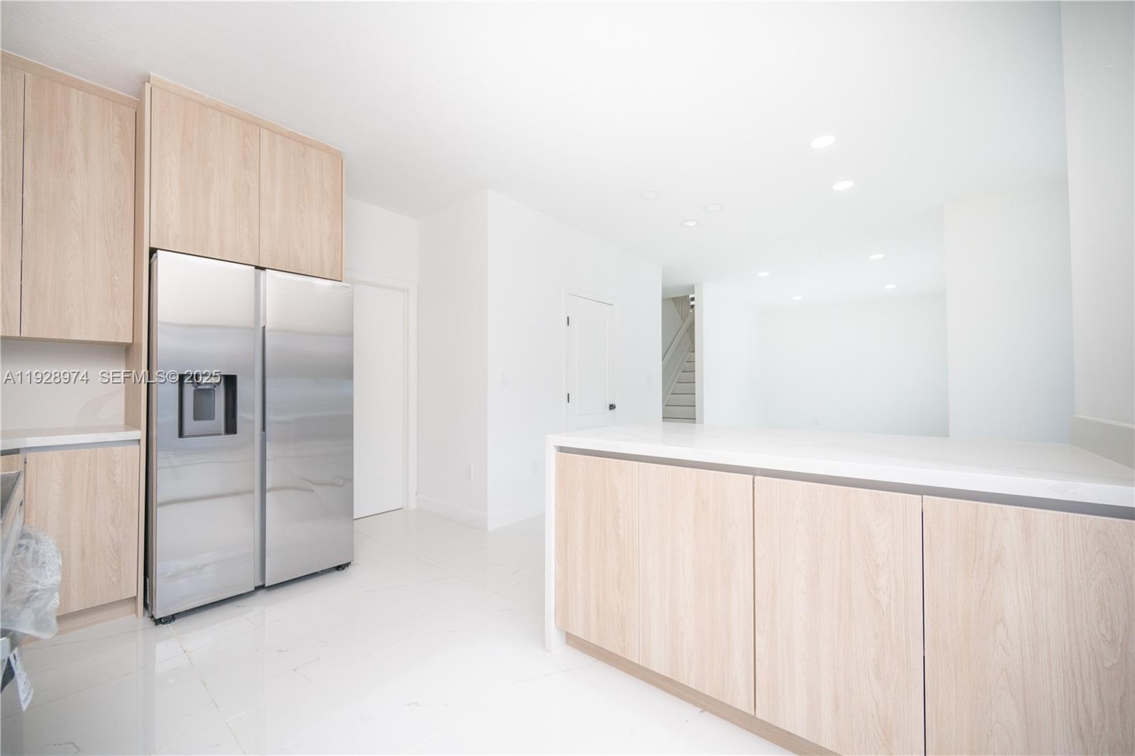 KAYLA S PLACE - Residential