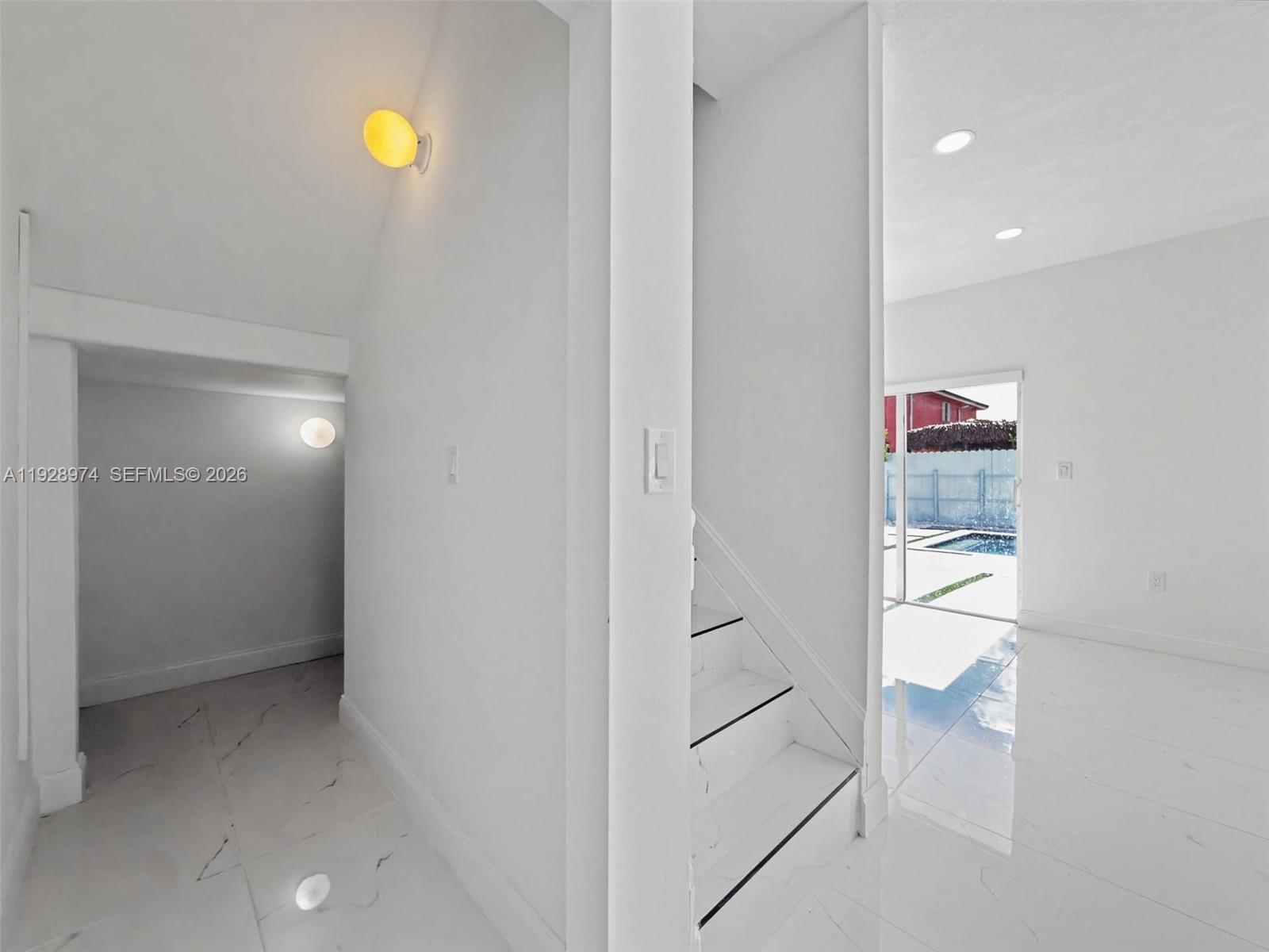 KAYLA S PLACE - Residential