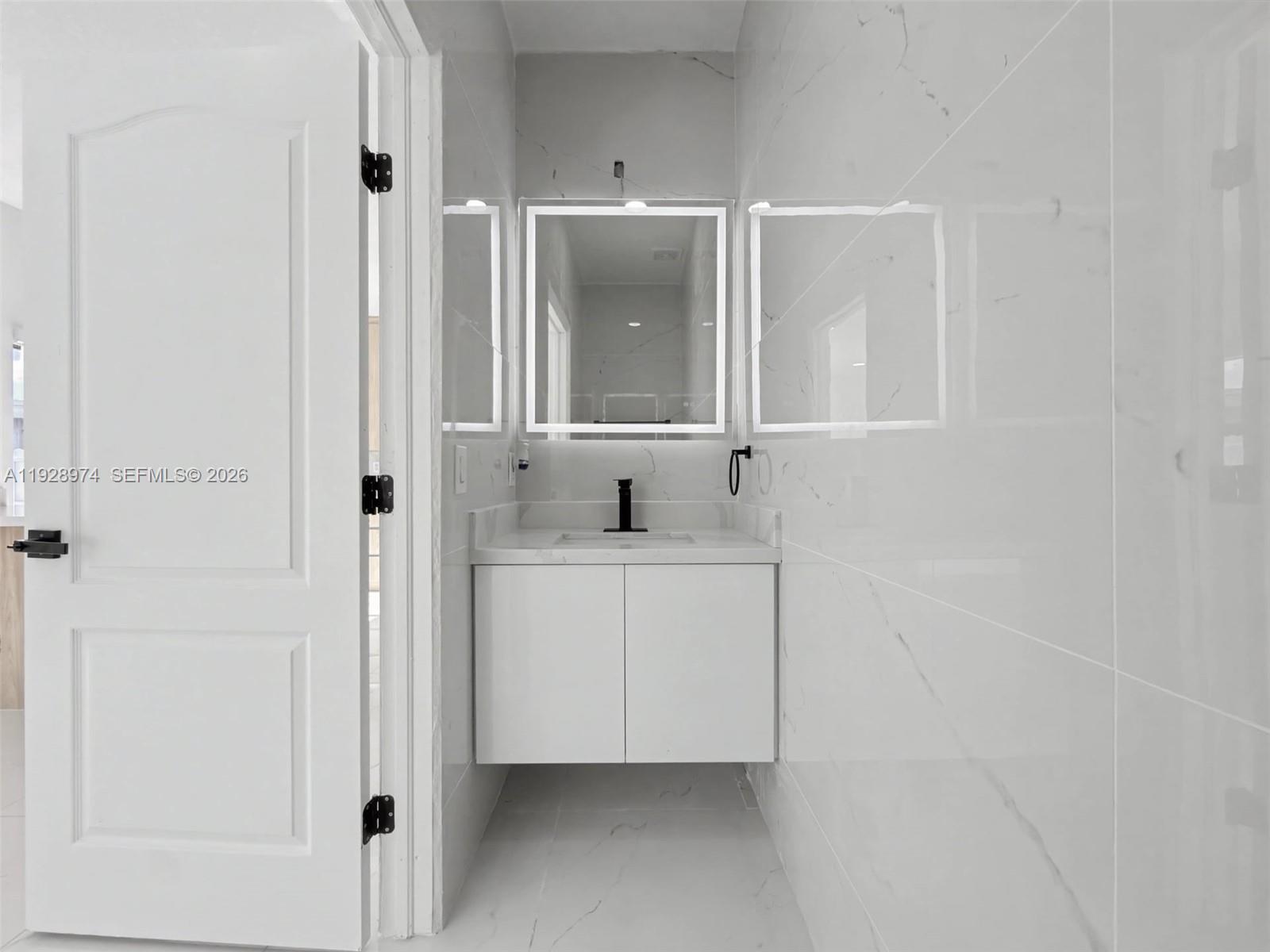 KAYLA S PLACE - Residential