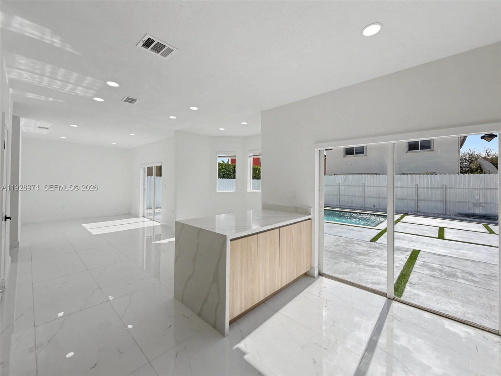 KAYLA S PLACE - Residential