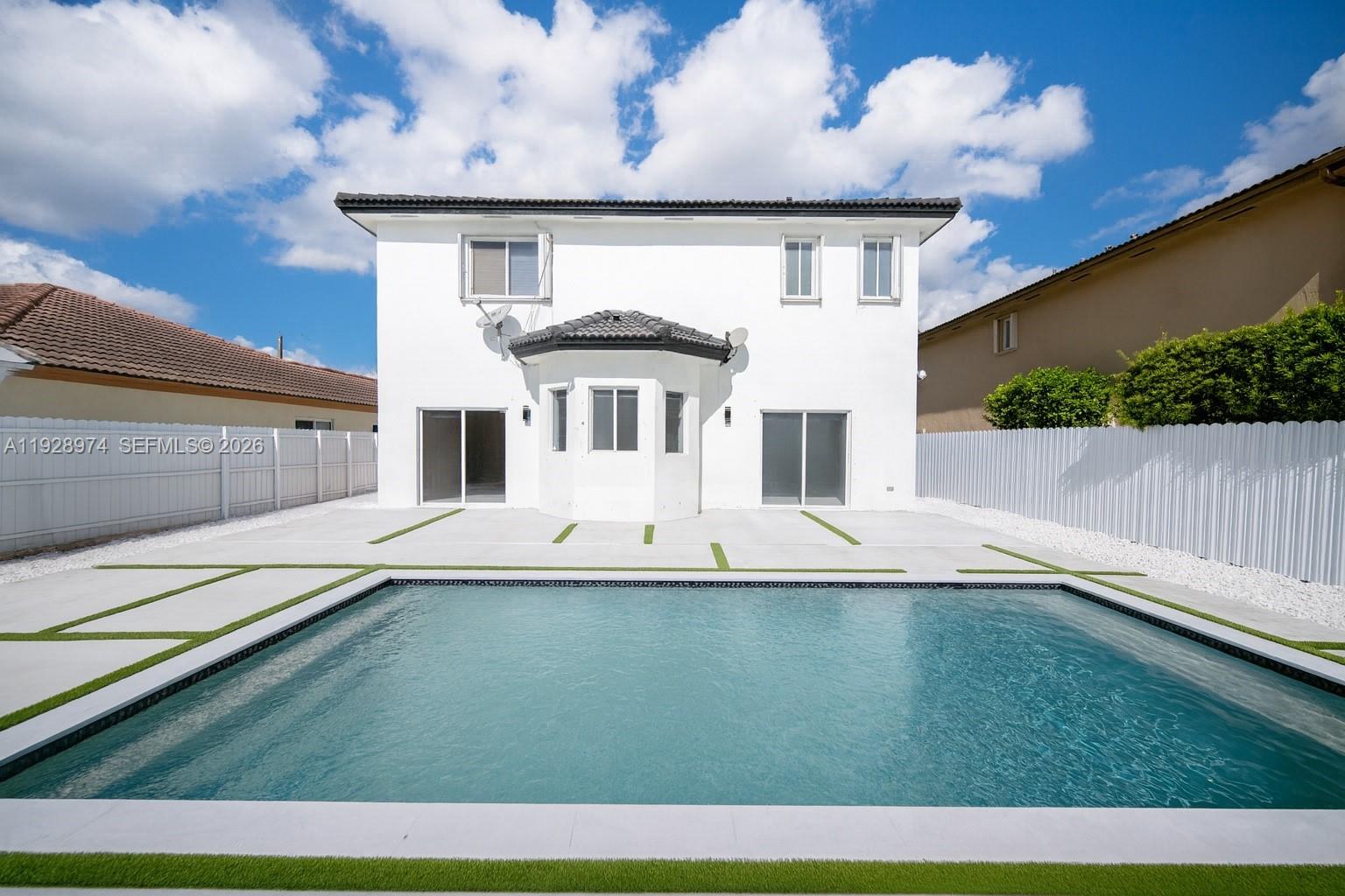 KAYLA S PLACE - Residential