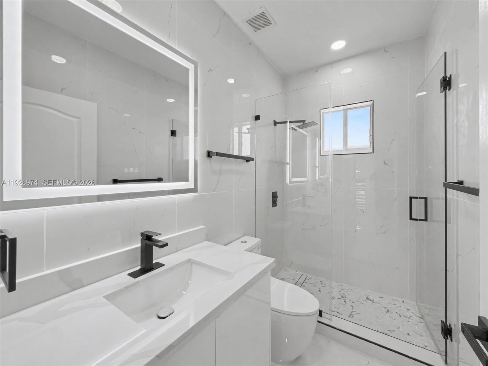 KAYLA S PLACE - Residential