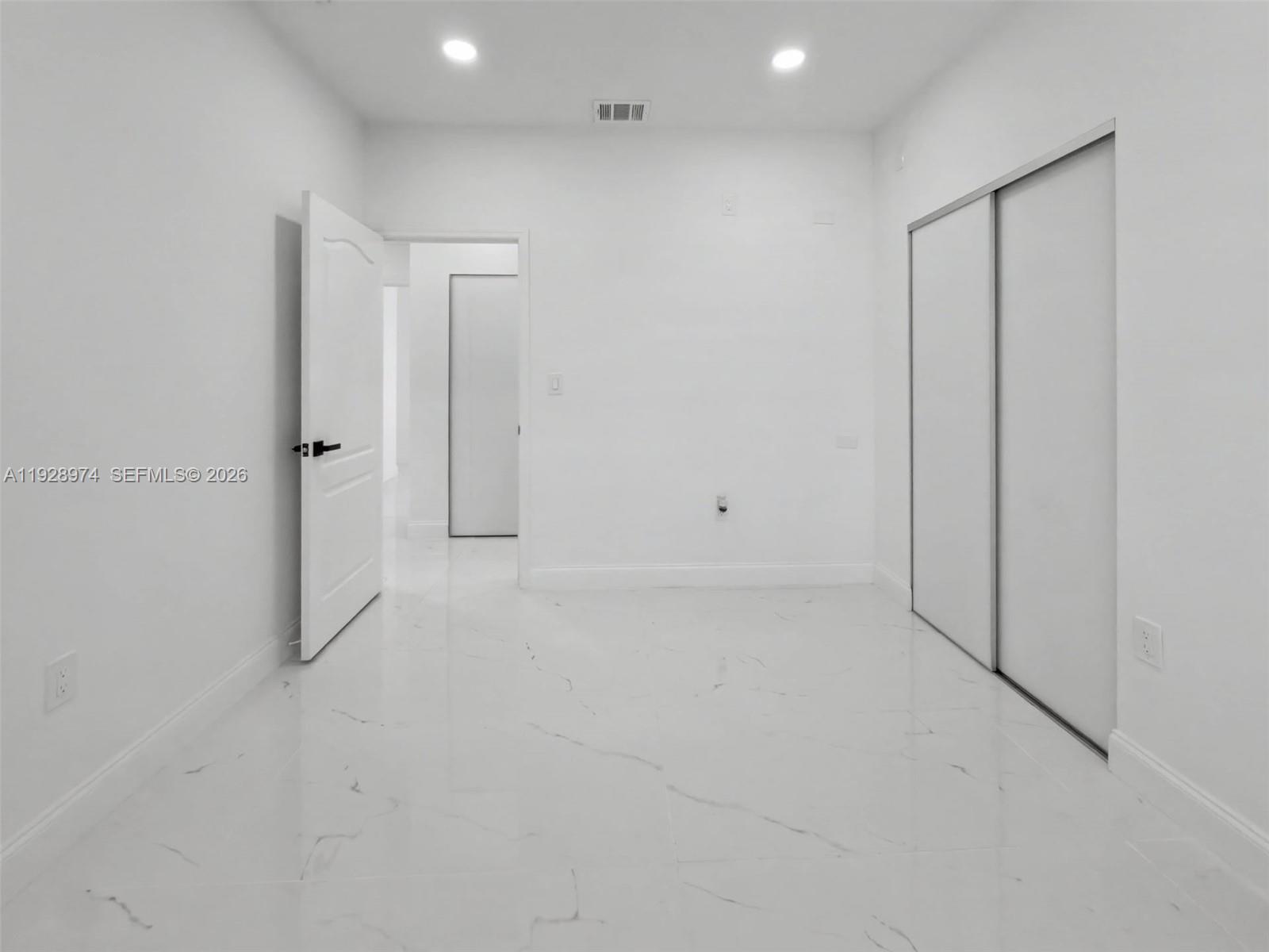 KAYLA S PLACE - Residential