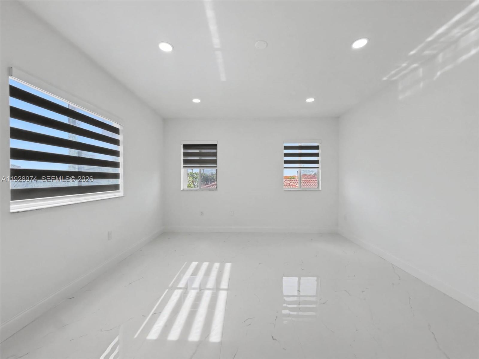 KAYLA S PLACE - Residential