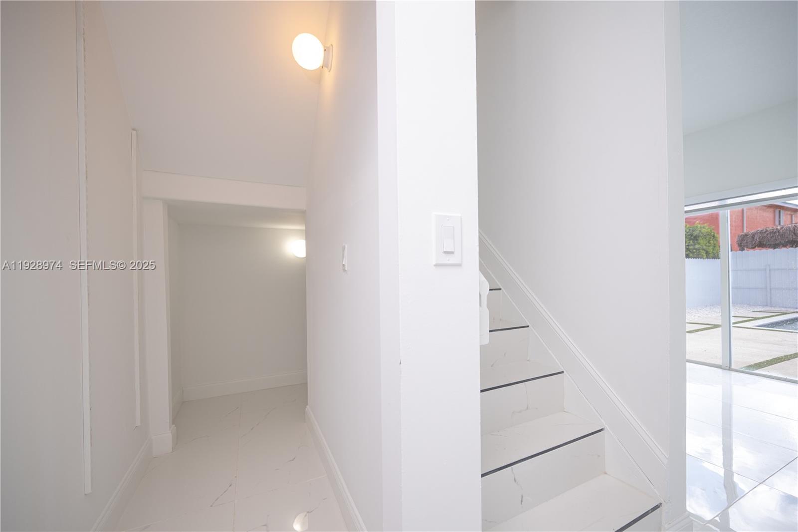 KAYLA S PLACE - Residential