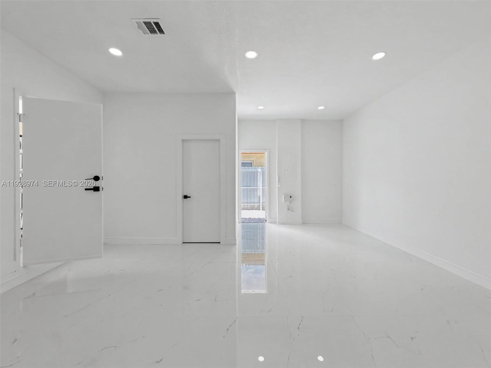 KAYLA S PLACE - Residential