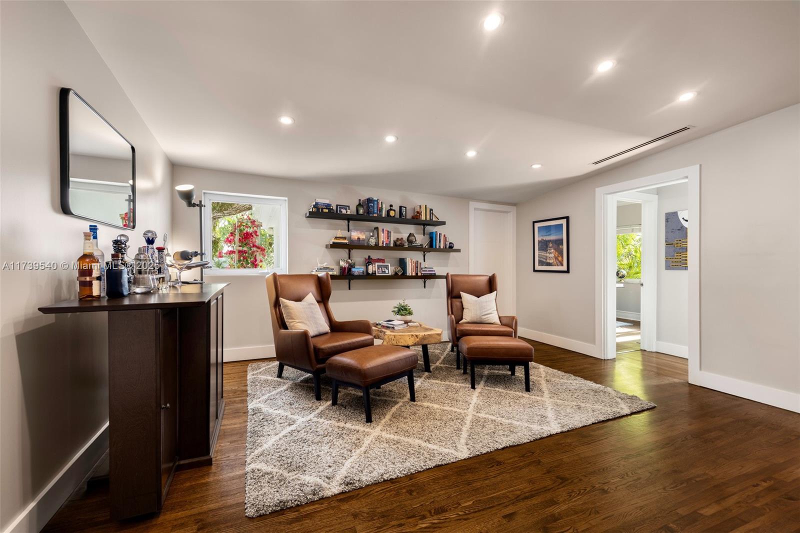 ROCK REEF - Residential