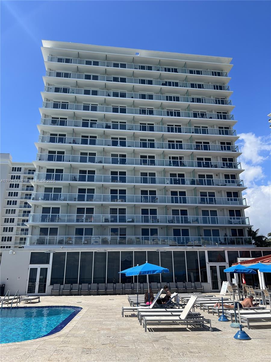 THE AVENTURA BEACH CLUB C - Residential