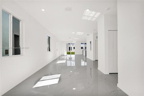 22486 SW 124 CT A Miami FL 33170