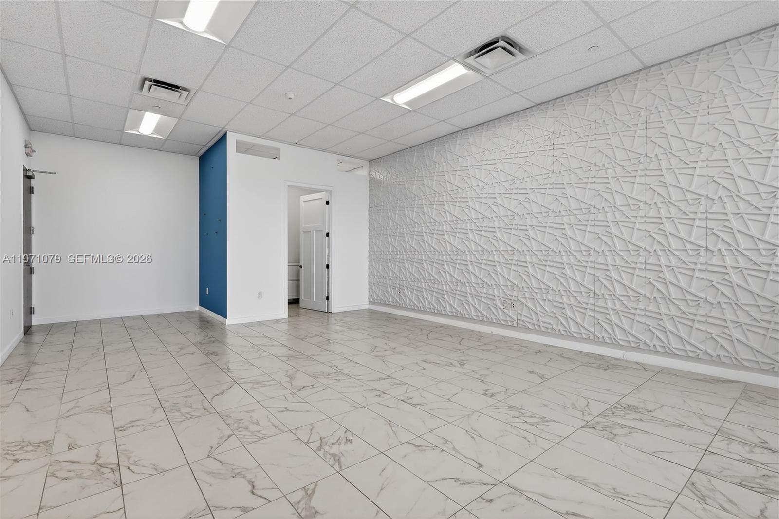 20200 W Dixie Hwy 901 Hwy