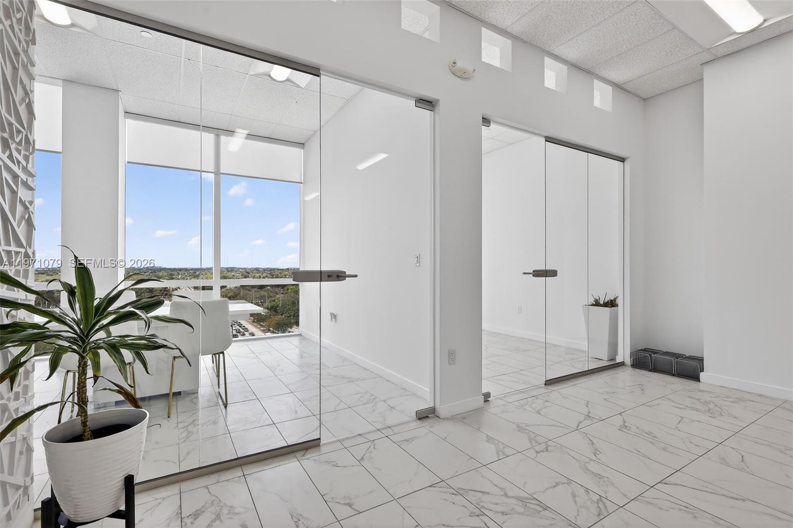 20200 W Dixie Hwy 901 Hwy