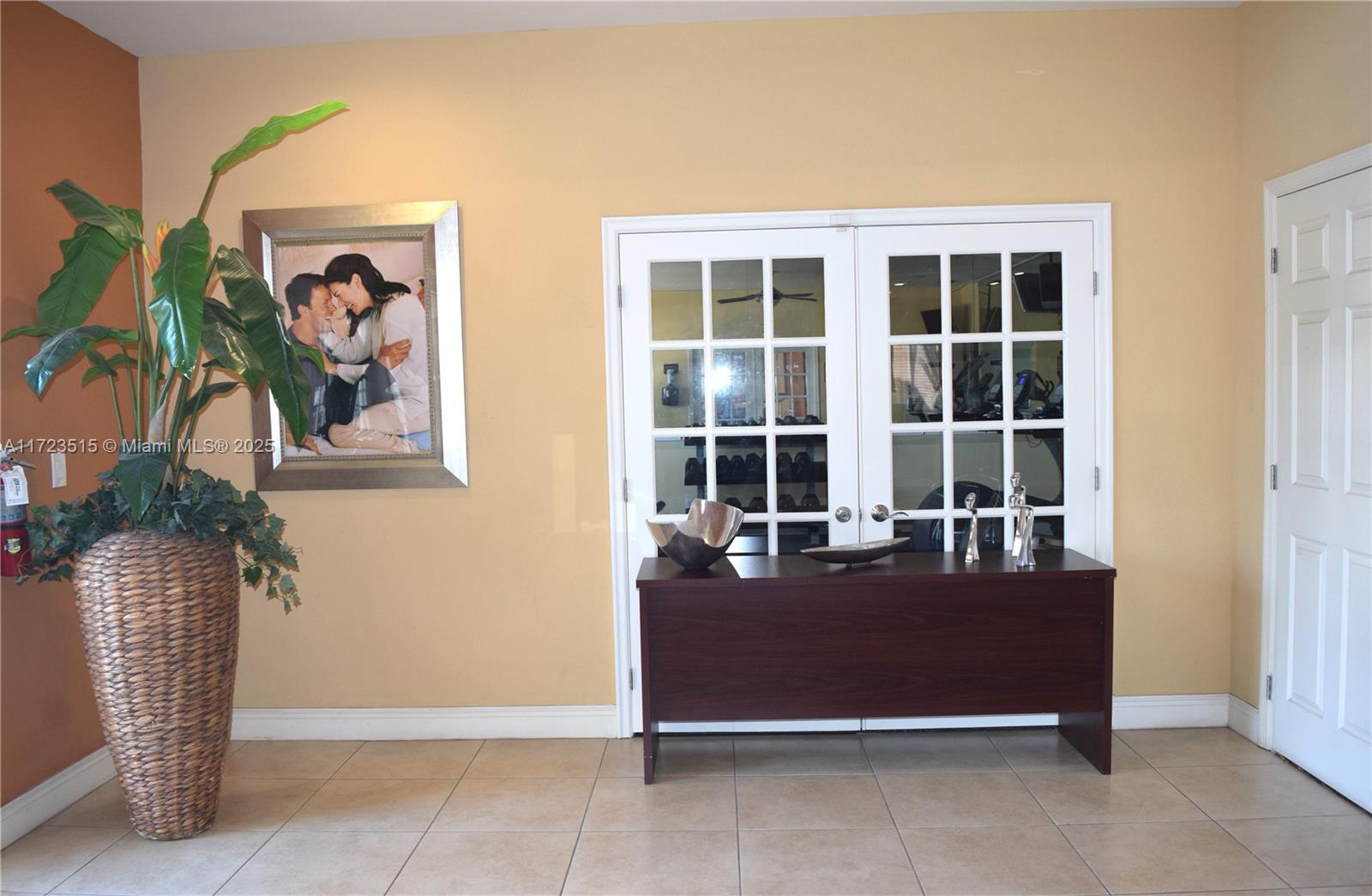 SUN VISTA GARDENS CONDO - Residential