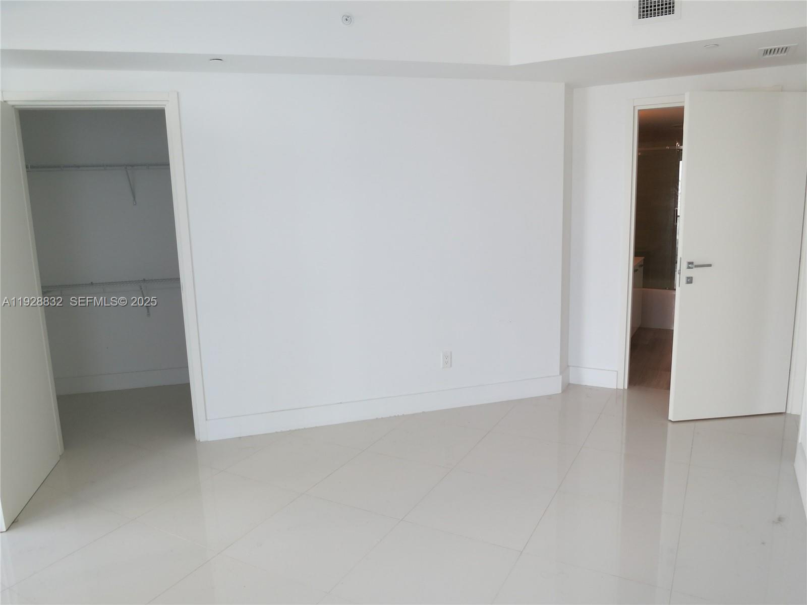 BRICKELLHOUSE - Residential