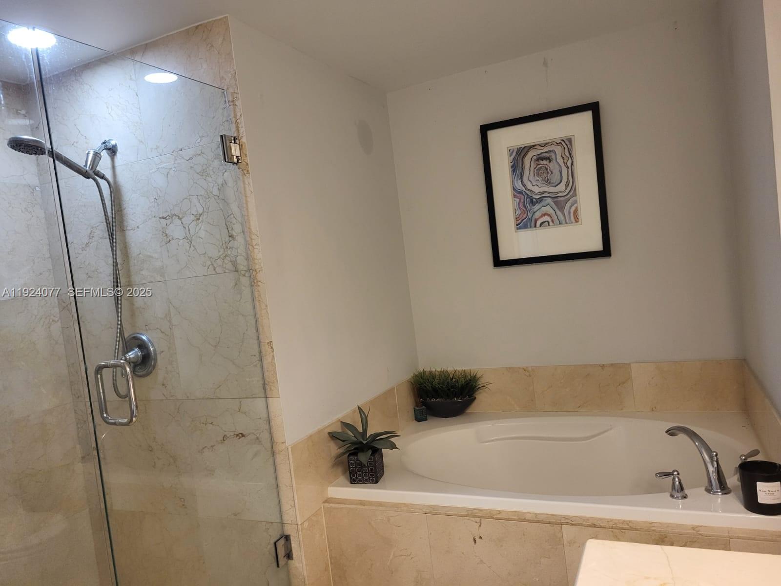 CASA COSTA CONDO - Residential Lease