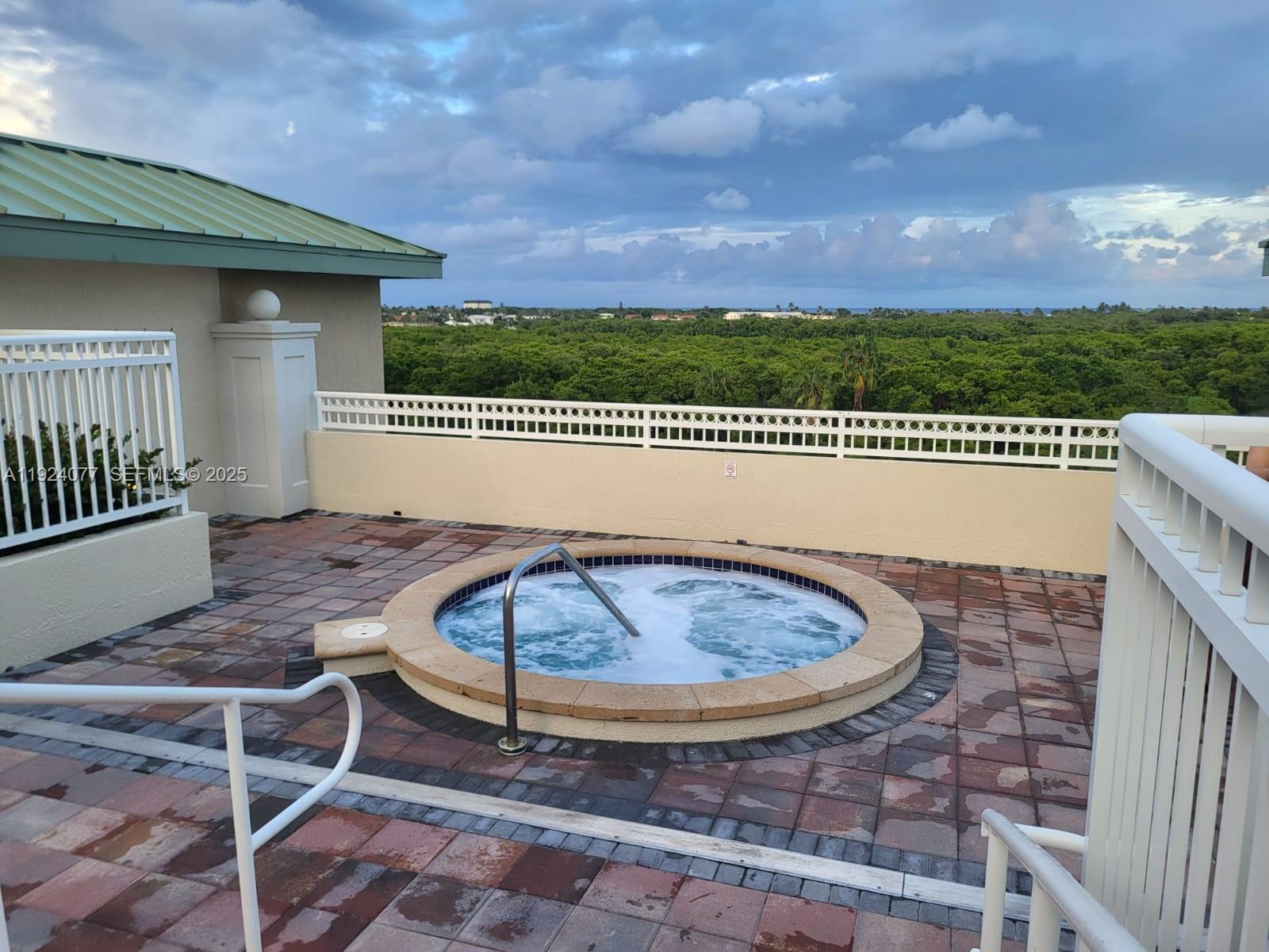 CASA COSTA CONDO - Residential Lease