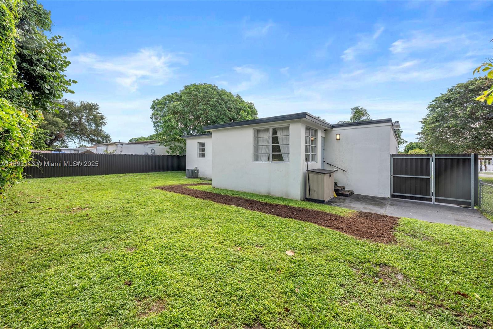BISCAYNE GARDENS SEC F PA - Residential