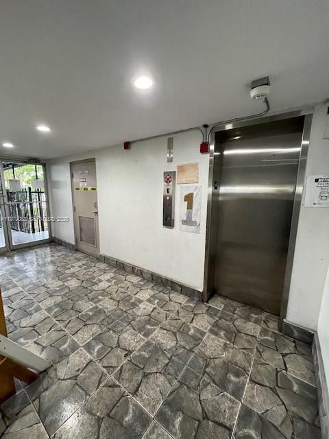 DIXIE TERRACE CONDO - Residential Lease