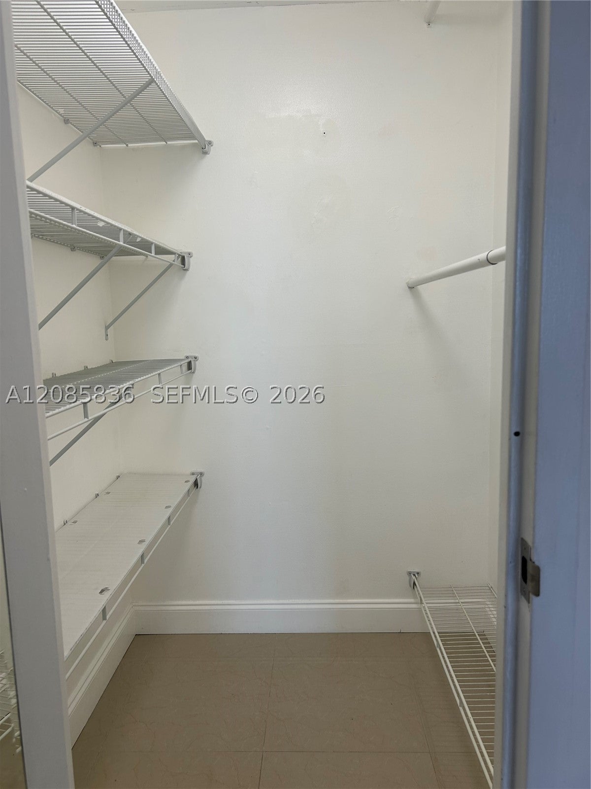 2001 Atlantic Shores Blvd 516